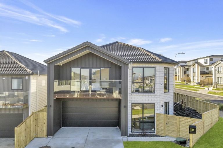 Photo of property in 18 Aklander Rise, Flat Bush, Auckland, 2019