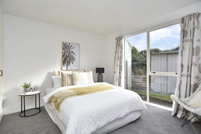 Photo of property in 35 Larch Place, Casebrook, Christchurch, 8051