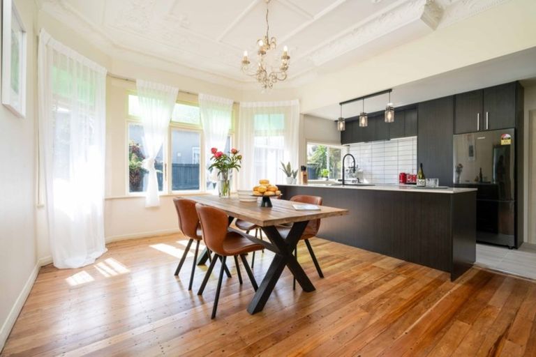 Photo of property in 20 Auld Street, Saint Kilda, Dunedin, 9012