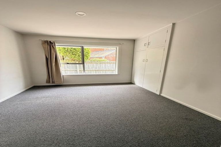 Photo of property in 2/94a Staveley Street, Avonhead, Christchurch, 8042