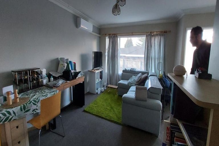 Photo of property in 4/96 Titirangi Road, New Lynn, Auckland, 0600