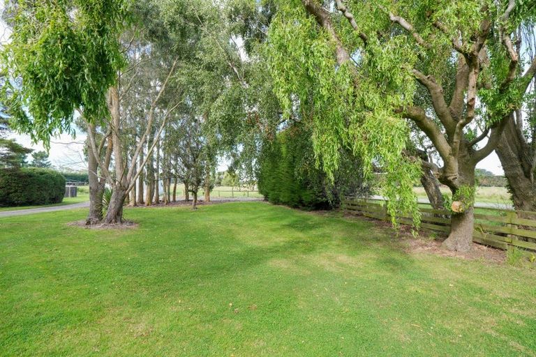 Photo of property in 239 Pomona East, Makarewa, Invercargill, 9876