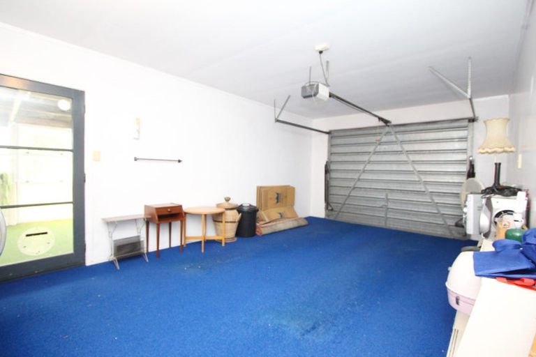 Photo of property in 130 Mayfair Avenue, Whangamata, 3620