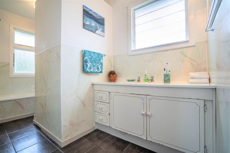 Photo of property in 5 Stobo Street, Grasmere, Invercargill, 9810