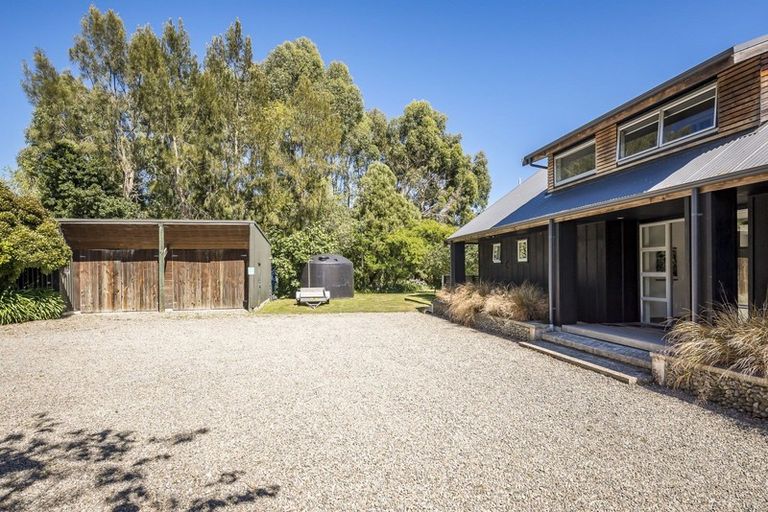 Photo of property in 29 Arcus Road, Te Horo, Otaki, 5582