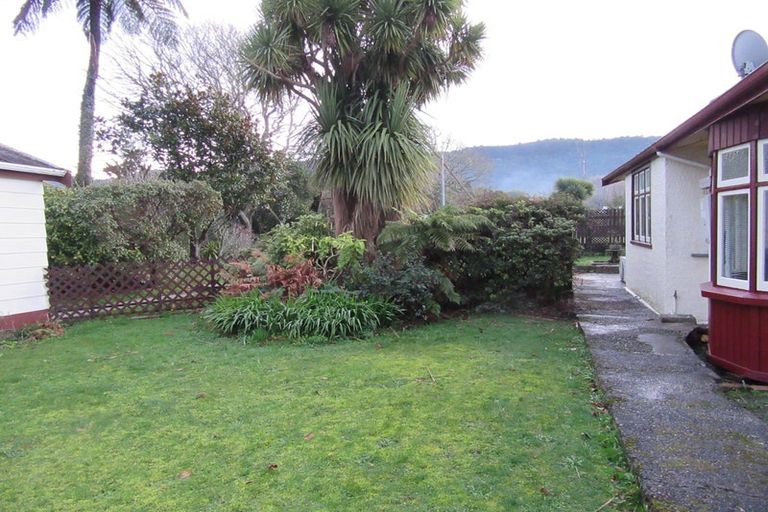 Photo of property in 5 Mcgowan Street, Runanga, 7803