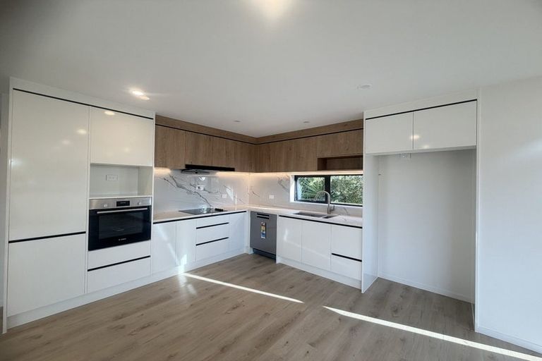 Photo of property in 51 Priestley Drive, Bucklands Beach, Auckland, 2014