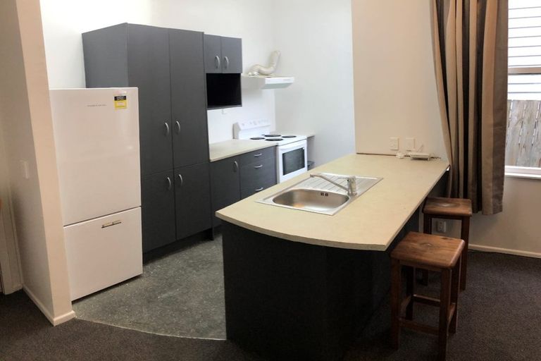 Photo of property in 138 Brougham Street, Mount Victoria, Wellington, 6011