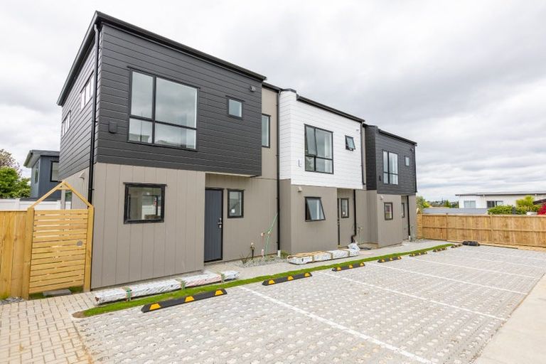 Photo of property in 7/77 Glenmore Road, Sunnyhills, Auckland, 2010