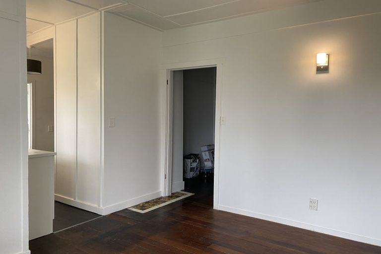 Photo of property in 18 Shoal Bay Road, Devonport, Auckland, 0624