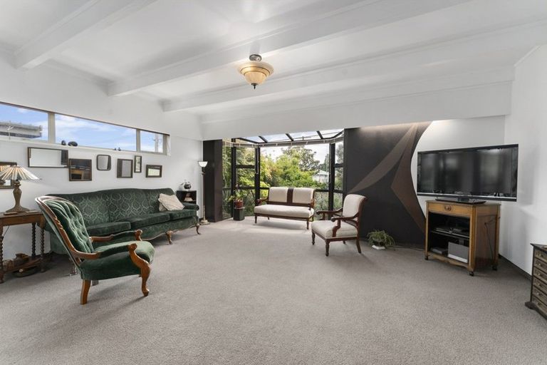 Photo of property in 30 Rimu Street, Waikanae, 5036