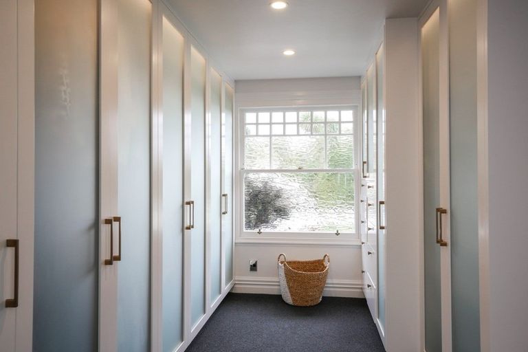 Photo of property in 37 Middleton Road, Kew, Dunedin, 9012