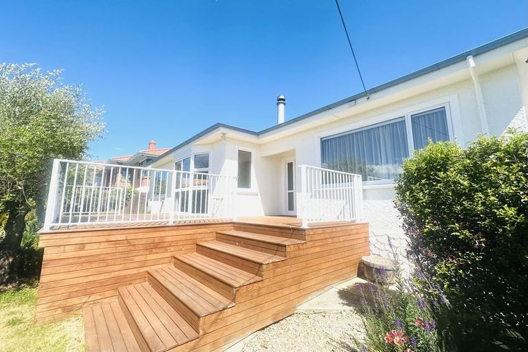 Photo of property in 21 Tamar Street, South Hill, Oamaru, 9400