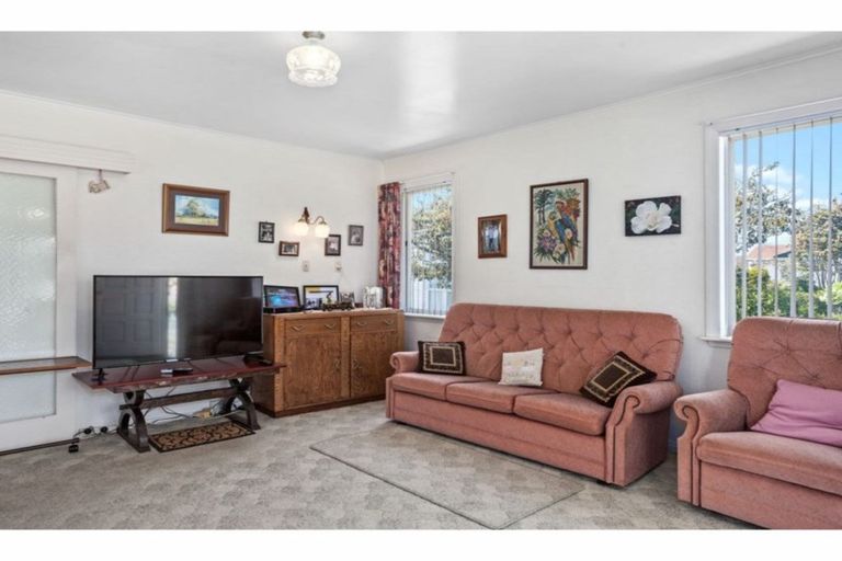 Photo of property in 15 Rimu Street, Edgecumbe, 3120