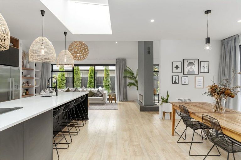 Photo of property in 37 Kohunga Crescent, Bottle Lake, Christchurch, 8083