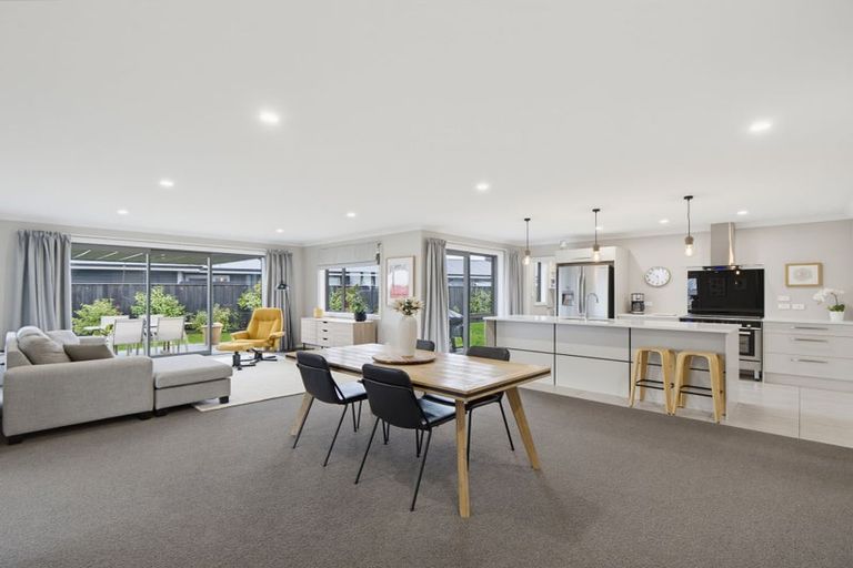 Photo of property in 62 Cassino Street, Rangiora, 7400