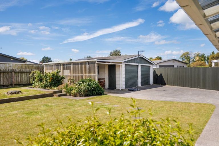 Photo of property in 8 Ashdown Crescent, Feilding, 4702