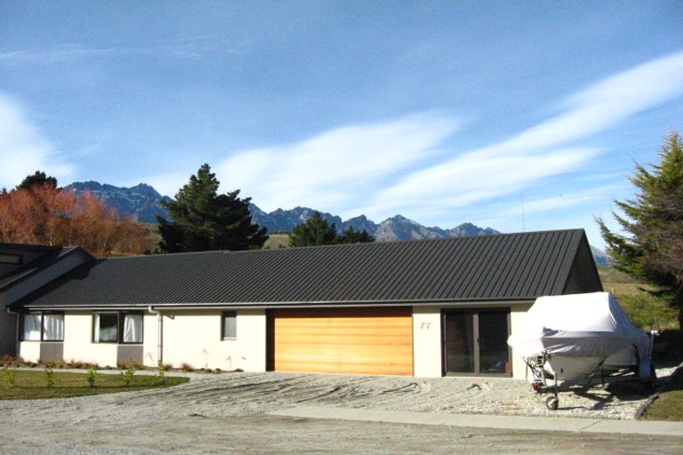 Photo of property in 77 Oregon Drive, Kelvin Heights, Queenstown, 9300