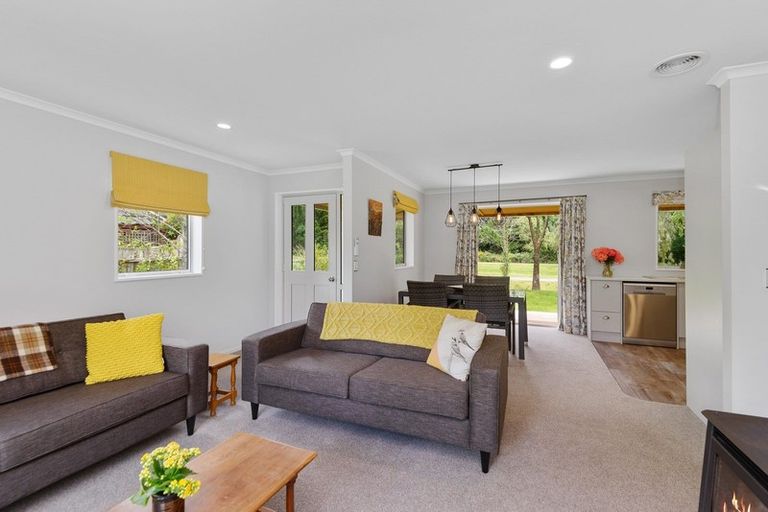 Photo of property in 1 Charles Street, Glentunnel, Coalgate, 7673