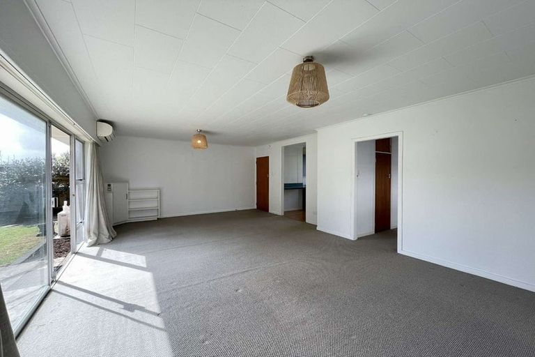 Photo of property in 22a Barrett Street, Westown, New Plymouth, 4310