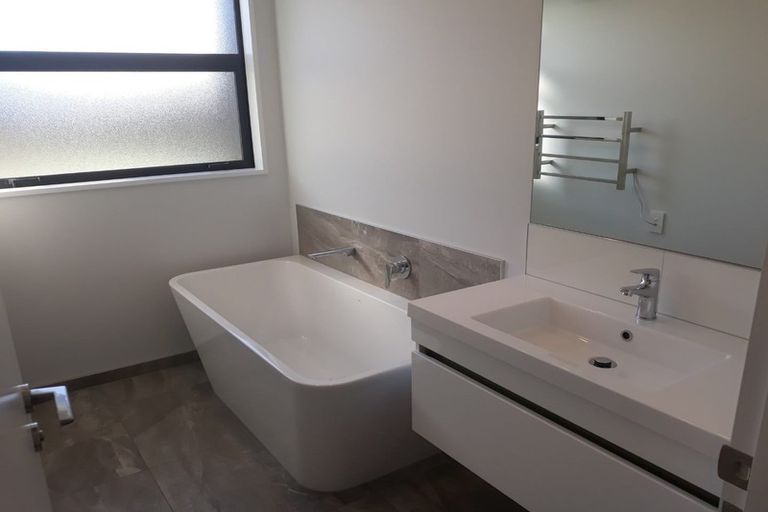 Photo of property in 10/21 Blakes Road, Belfast, Christchurch, 8051