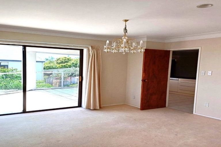 Photo of property in 11 Lilford Place, Half Moon Bay, Auckland, 2012