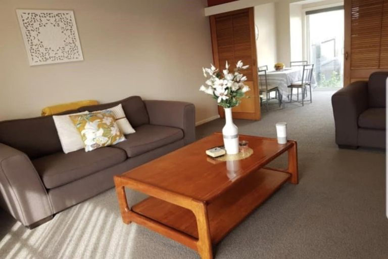 Photo of property in 39 Allard Street, Edgeware, Christchurch, 8013