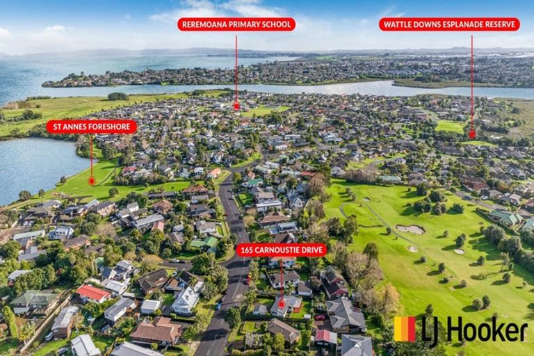 Photo of property in 165 Carnoustie Drive, Wattle Downs, Auckland, 2103
