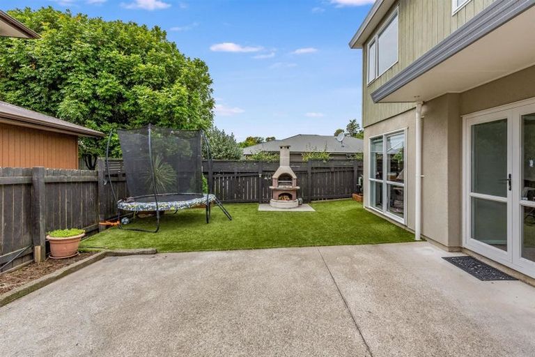 Photo of property in 13b Peterhouse Street, Tawa, Wellington, 5028