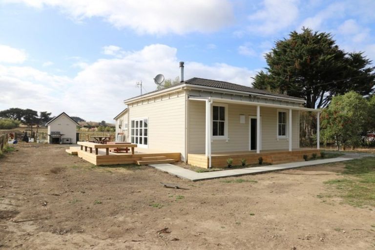 Photo of property in 38 Gladstone Street, Woodville, 4920