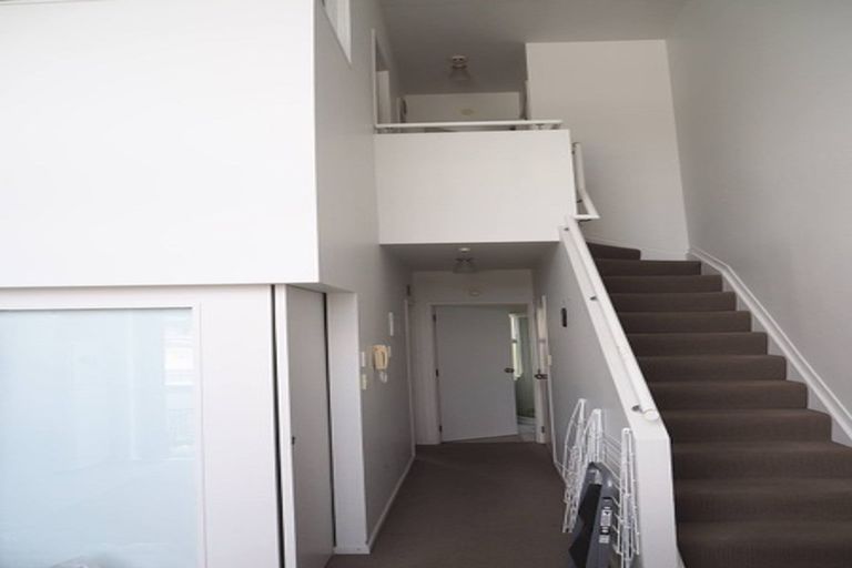 Photo of property in The Nautilus Apartments, 5b/18 Hobson Street, Auckland Central, Auckland, 1010