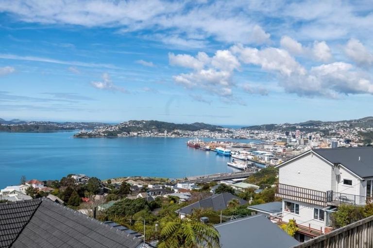 Photo of property in 103a Jubilee Road, Khandallah, Wellington, 6035