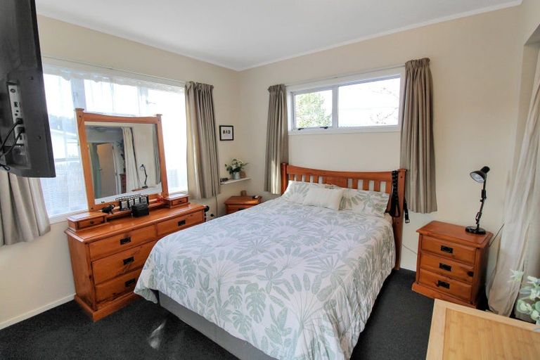 Photo of property in 3 Harrod Avenue, Foxton Beach, Foxton, 4815