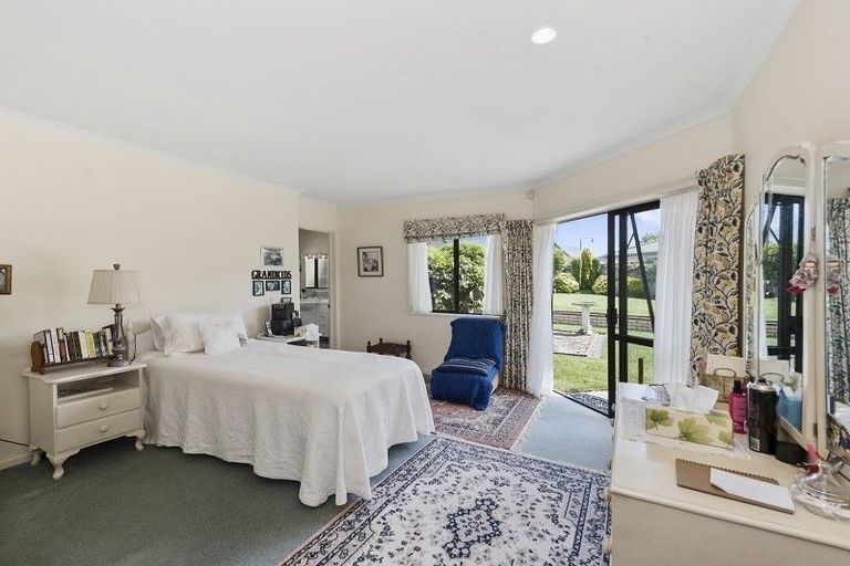 Photo of property in 50 Keswick Crescent, Huntington, Hamilton, 3210