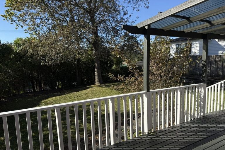 Photo of property in 34 Levesque Street, Birkdale, Auckland, 0626