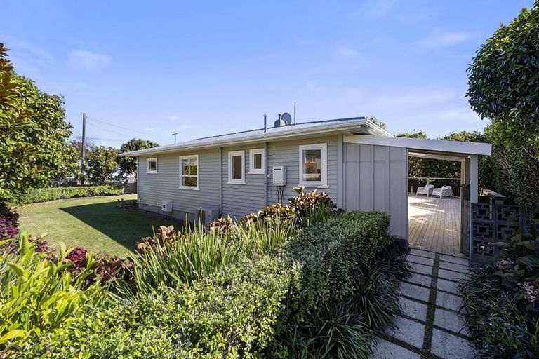 Photo of property in 1 Clyde Street, Ferndale, New Plymouth, 4310