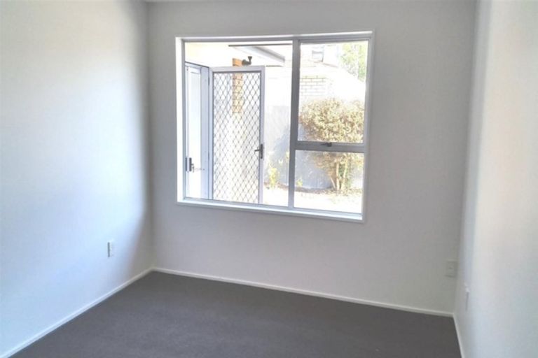 Photo of property in 2/19 Maxwell Street, Riccarton, Christchurch, 8041