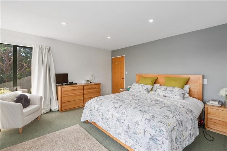 Photo of property in 22 Lucknow Place, Cashmere, Christchurch, 8022