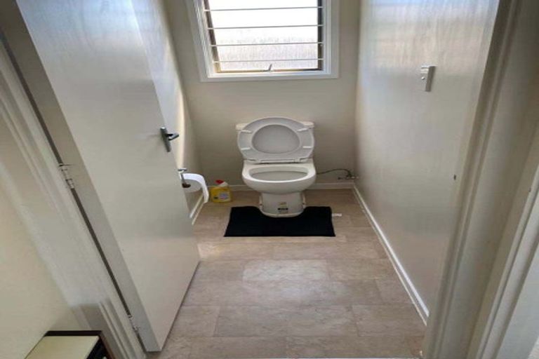 Photo of property in 2/16 Quebec Road, Milford, Auckland, 0620