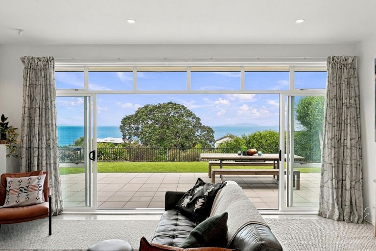 Photo of property in 33 Lax Crescent, Leigh, 0985