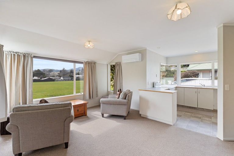 Photo of property in 2/27 Renwick Place, Nelson South, Nelson, 7010