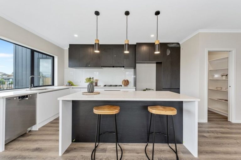 Photo of property in 22 Te Tiireke Drive, Glenview, Hamilton, 3206