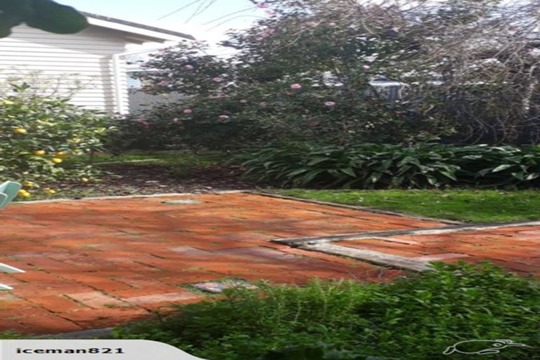 Photo of property in 22 Nikau Street, Takaro, Palmerston North, 4410