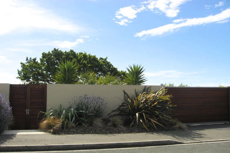 Photo of property in 18 The Cliffs, Britannia Heights, Nelson, 7010