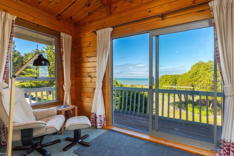 Photo of property in 226 Rarangi Beach Road, Rarangi, Blenheim, 7273