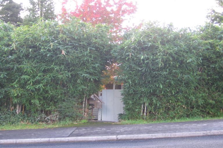Photo of property in 195 Glengarry Road, Glen Eden, Auckland, 0602