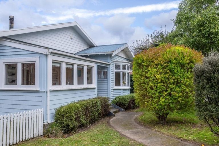 Photo of property in 82 Harrison Street East, Featherston, 5710