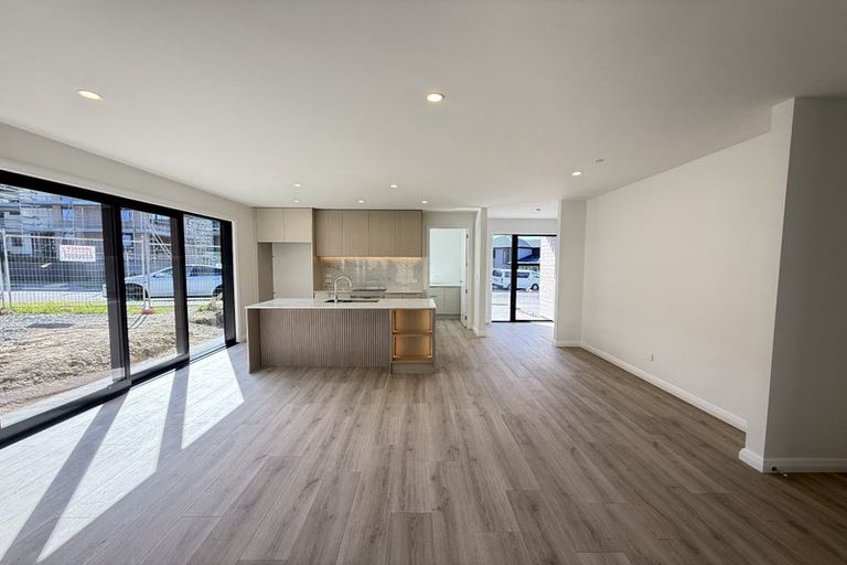Photo of property in 25 Streamview Way, Long Bay, Auckland, 0630
