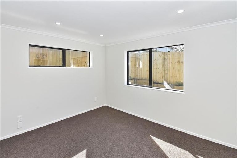 Photo of property in 27 Mcinnes Road, Weymouth, Auckland, 2103