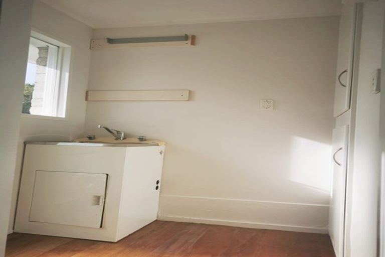 Photo of property in 1/17 Marriott Road, Pakuranga, Auckland, 2010